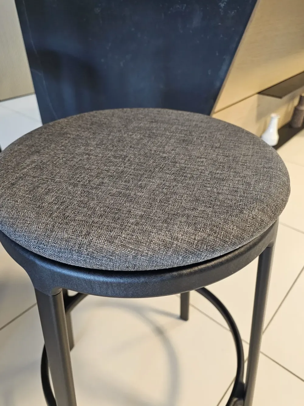 Online Sgabello con 4 gambe Round a prezzi outlet Sgabelli