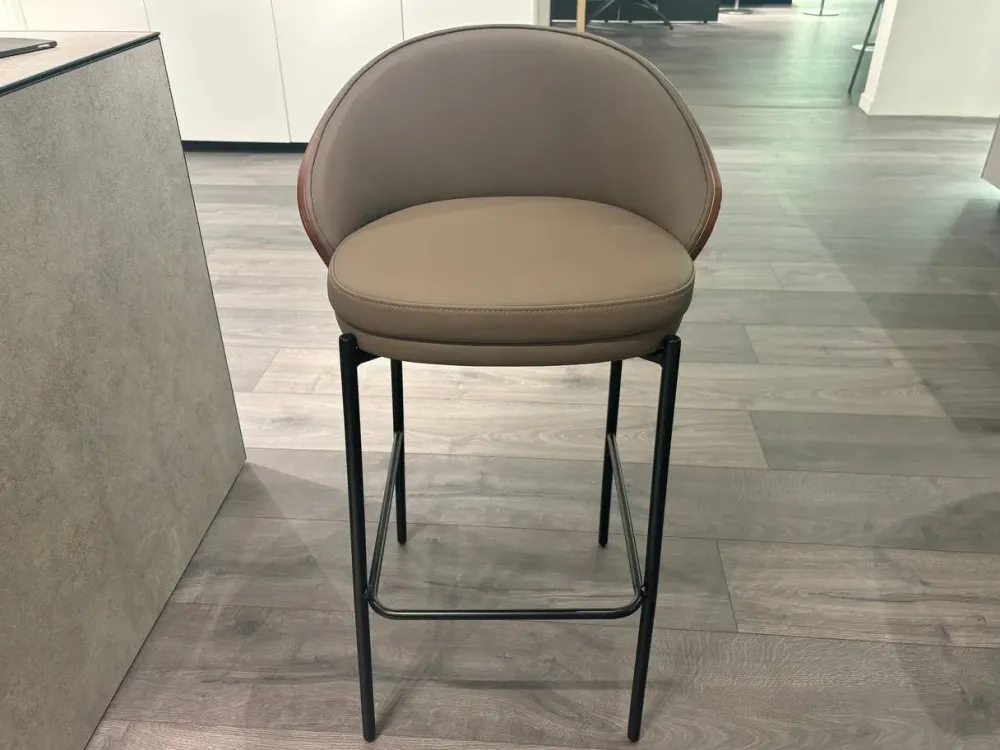 Collezione esclusiva Sgabello Lf a prezzo scontato- Sgabelli