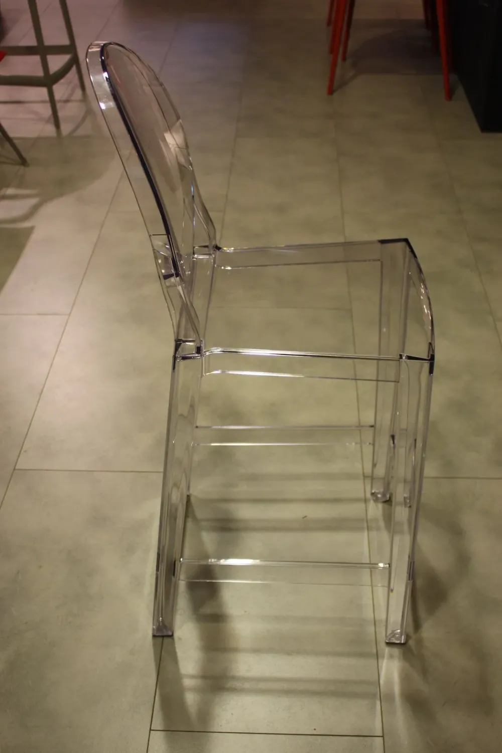 Sgabello modello One more SCONTATO a PREZZI OUTLET^Kartell Hot