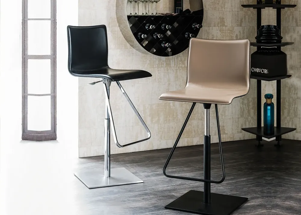 Sale Sgabello Modello toto a prezzo scontato Sgabelli