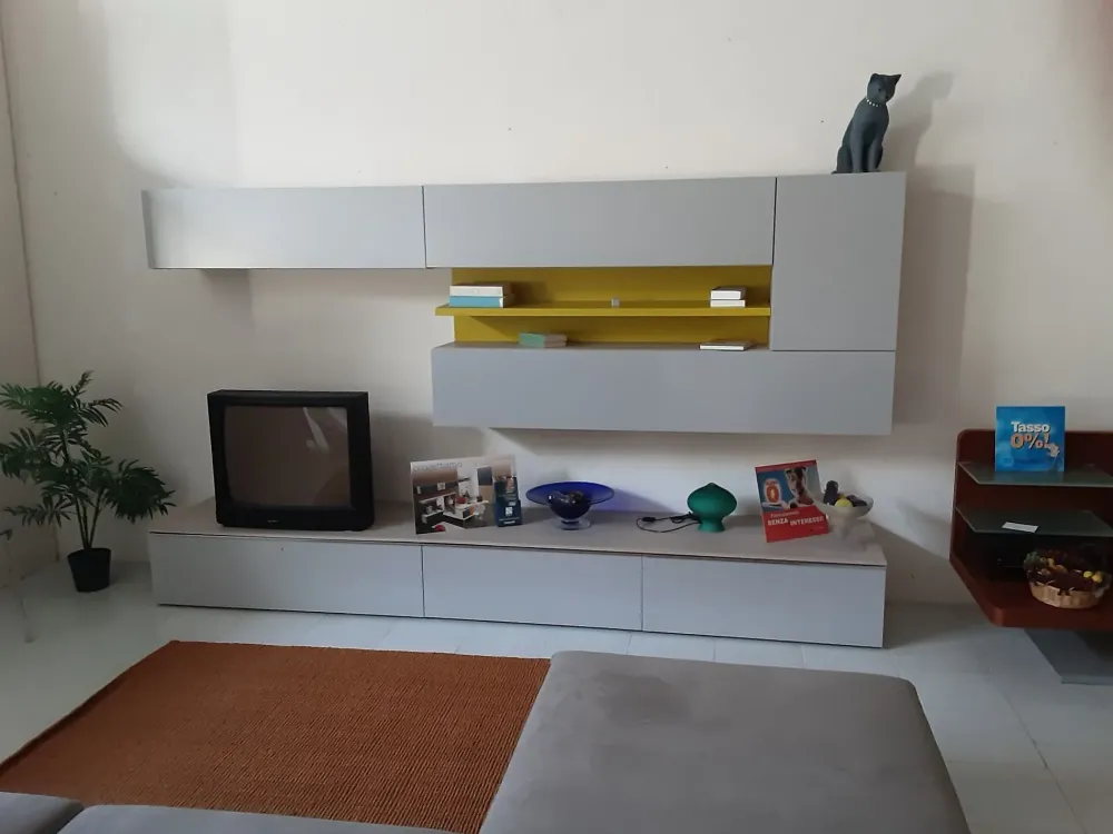 Soggiorno completo Duebi di in stile design in offerta Soggiorni Completi