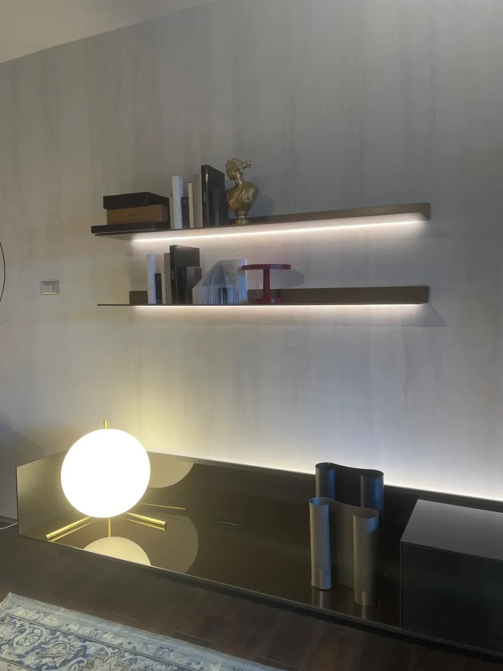 Rimadesio Soggiorno completo parete completa self plan di in metallo a prezzo scontato- Soggiorni Completi