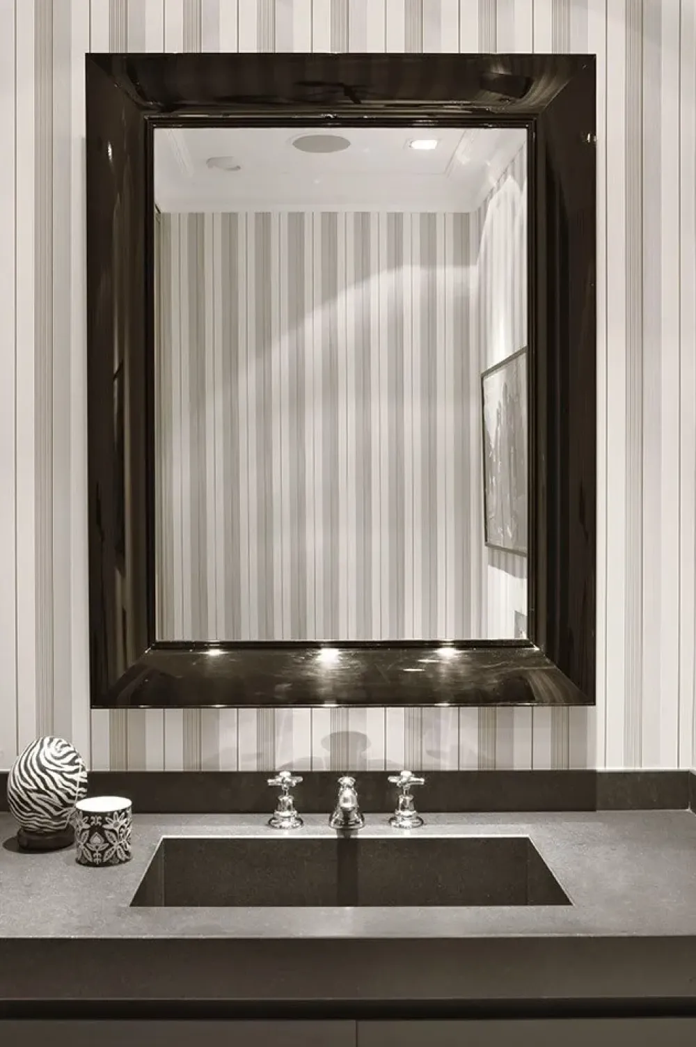 Specchiera in stile design Francois ghost OFFERTA OUTLET^Kartell