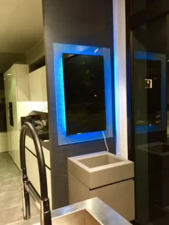 Specchiera in stile moderno Rgb specchio - luce led OFFERTA OUTLET^Fbl Clearance