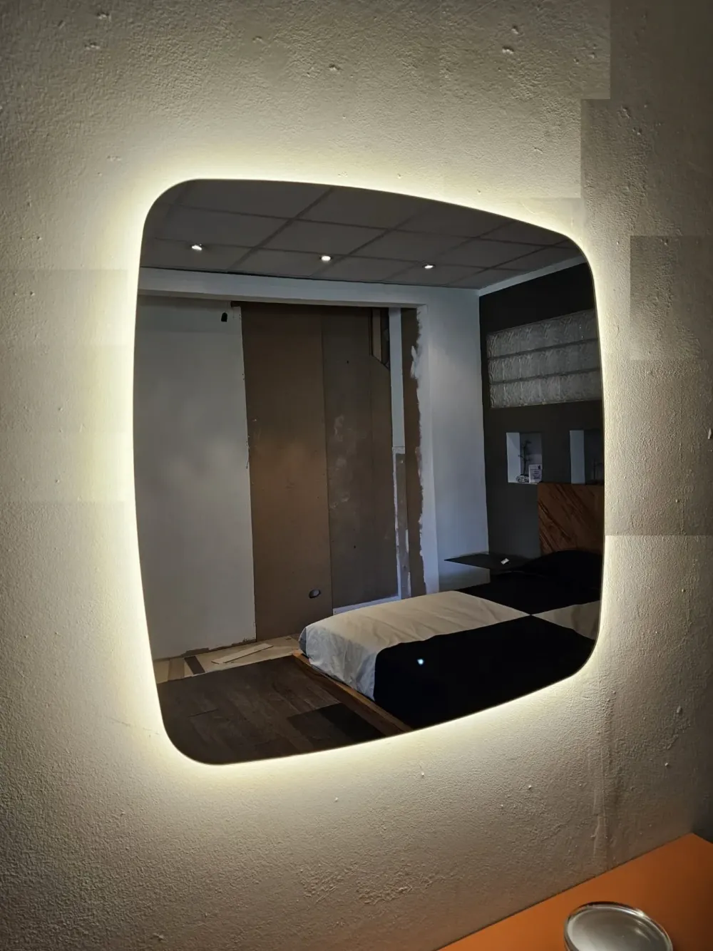 Specchiera modello Riflesso di con forte sconto^Adok Hot