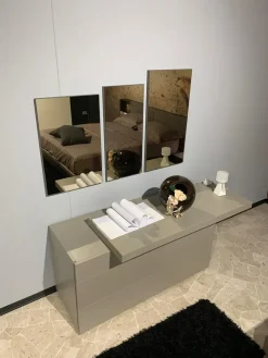 Outlet Specchiera modello Tris di a prezzi convenienti Specchiere