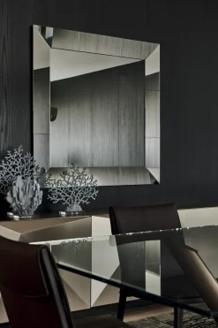 Outlet Specchiera stile design modello Regal in OFFERTA OUTLET Specchiere