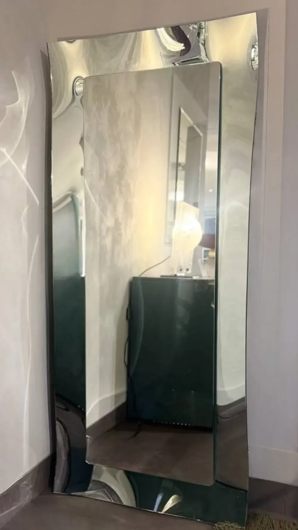 Hot Specchiera stile design modello Mirage in OFFERTA OUTLET Specchiere