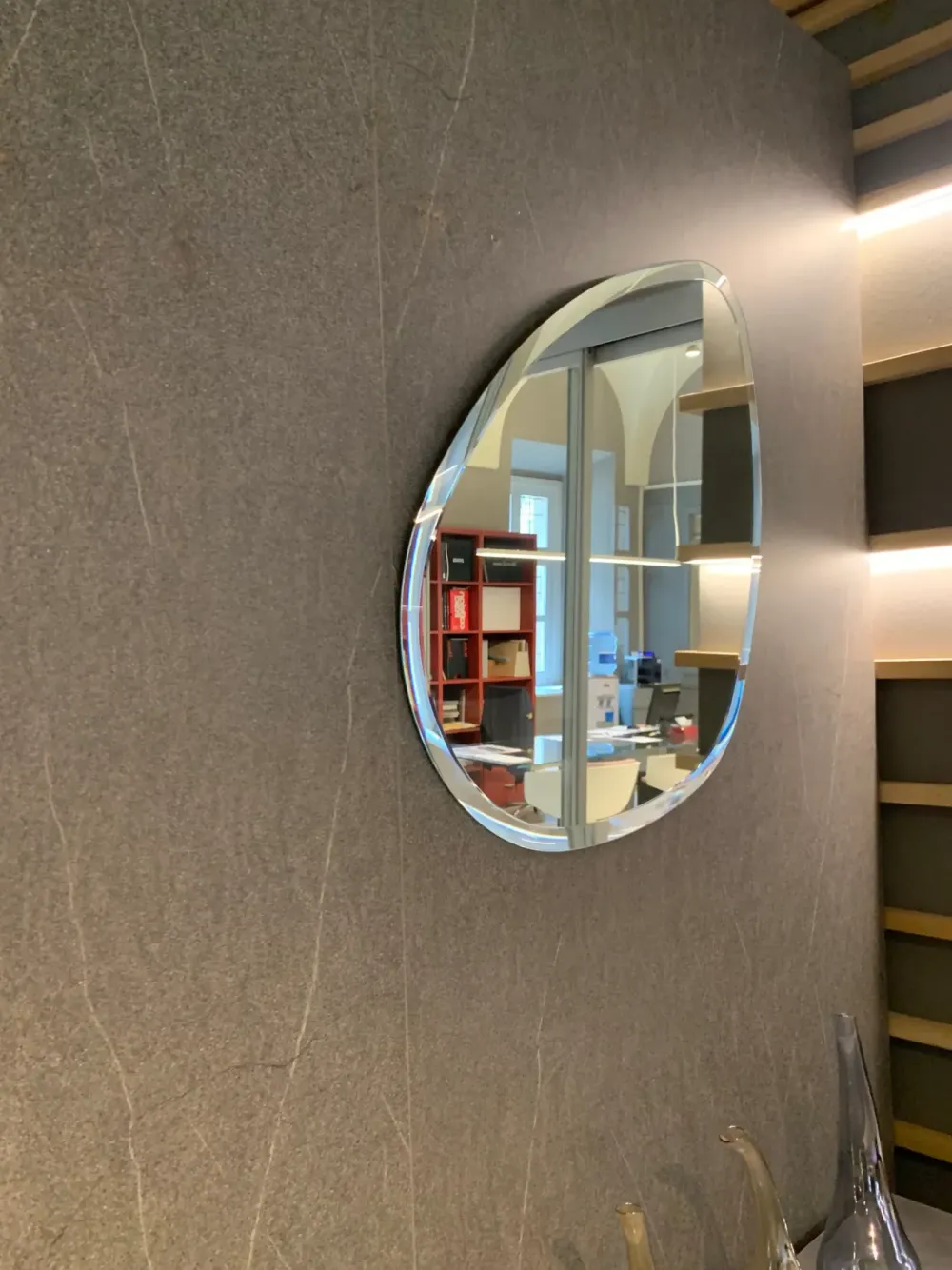 Specchio design Hawaii c di scontato -30%^Cattelan Italia