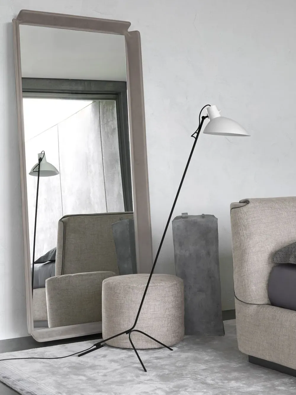 Flou Specchio Gentleman di in stile design- Specchiere