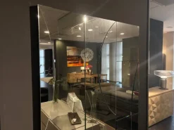 Specchio Maybe di in stile moderna SCONTATO^Tonelli Design Discount