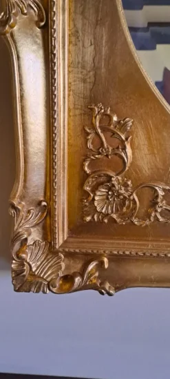 New Specchio modello Matilda di a prezzi outlet Specchiere