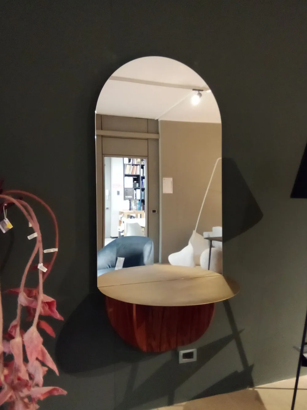 Online Specchio moderno Brame ovale di a prezzo Outlet Specchiere