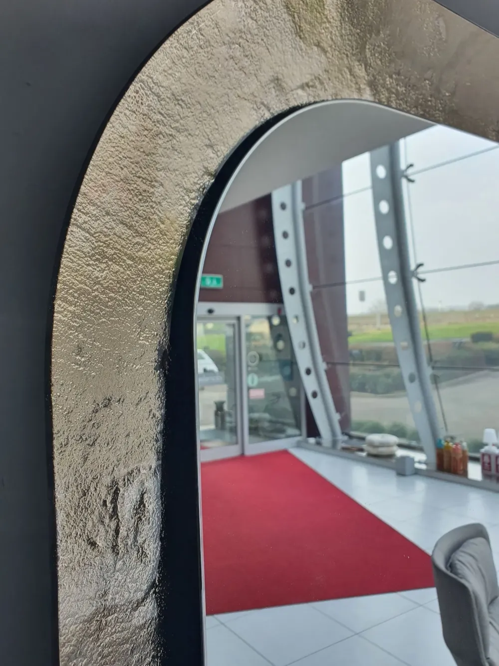 Specchio moderno Raggio di in Offerta Outlet Specchiere