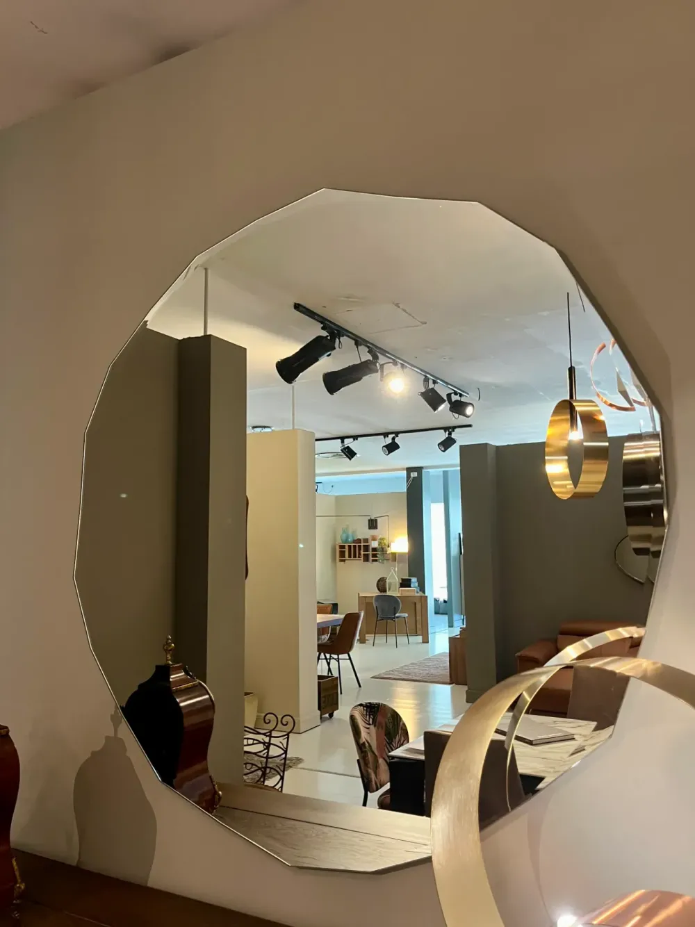 Outlet Specchio stile design modello Pandora in OFFERTA OUTLET Specchiere