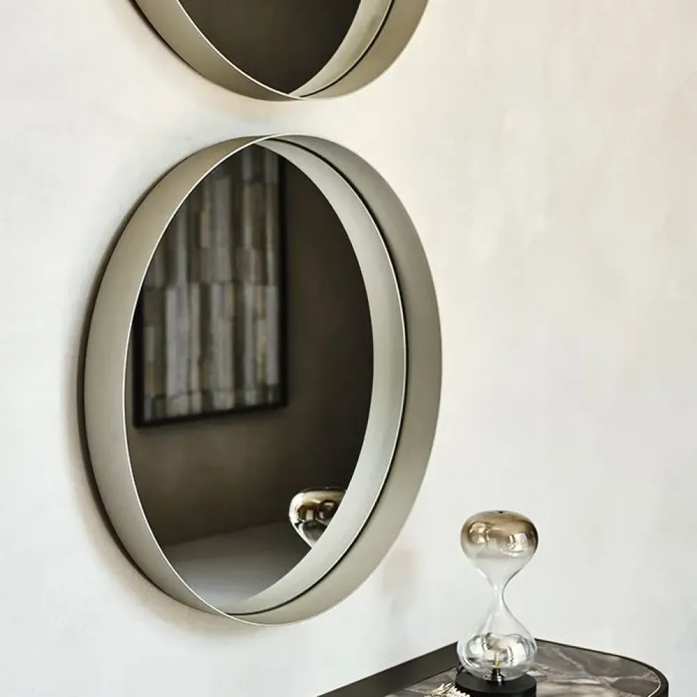 Specchio Wish di in stile design SCONTATO^Cattelan Italia Discount