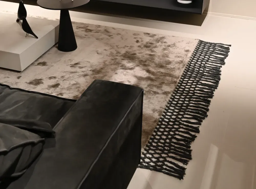 Tappeto Design modello Fringes con forte sconto^Baxter Outlet