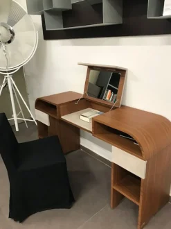 Best Tavoli di grandi marche a prezzi outlet -40%. Visita il nostro Scrittorio! Tavoli