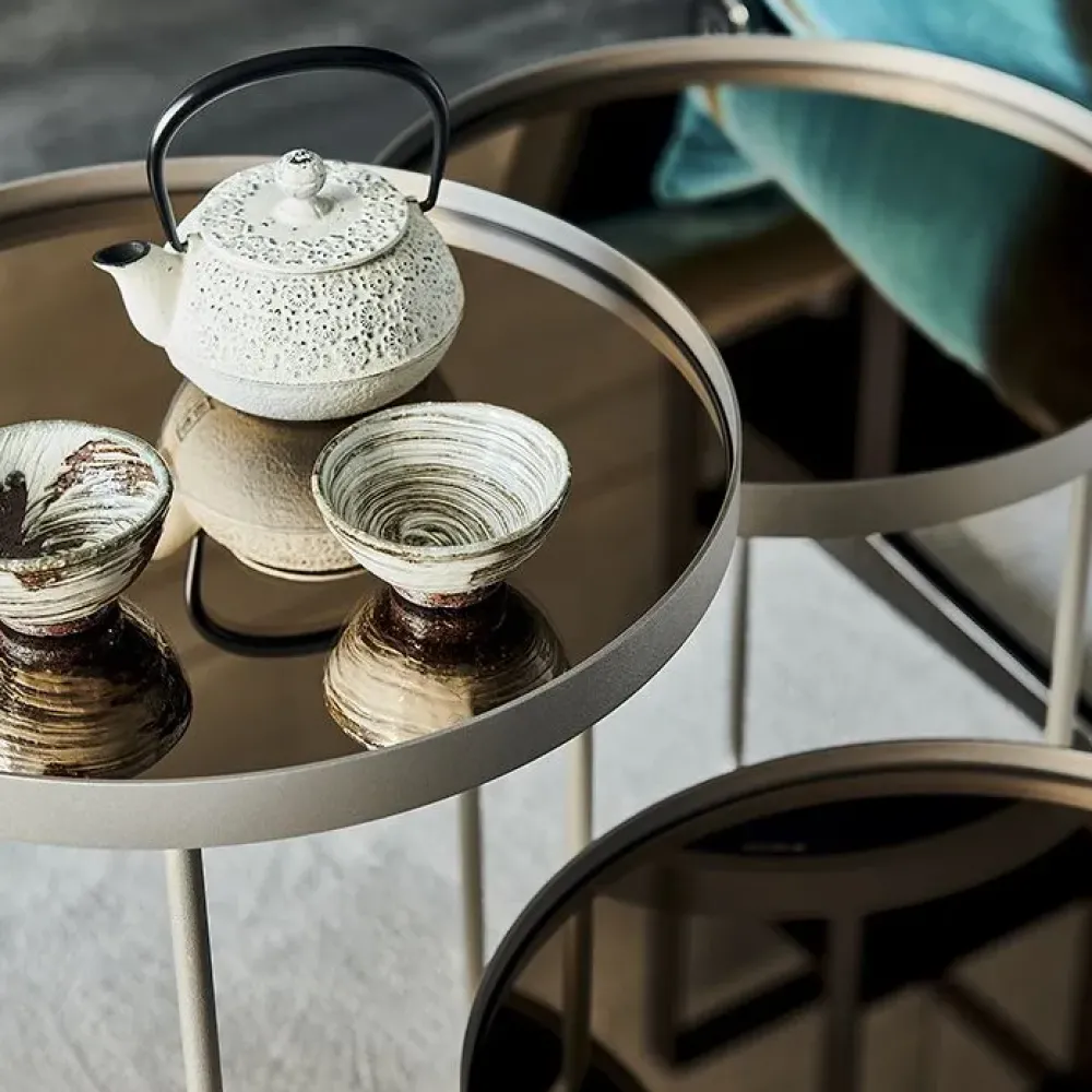 Outlet Tavolino Billy del brand con forte sconto Tavolini