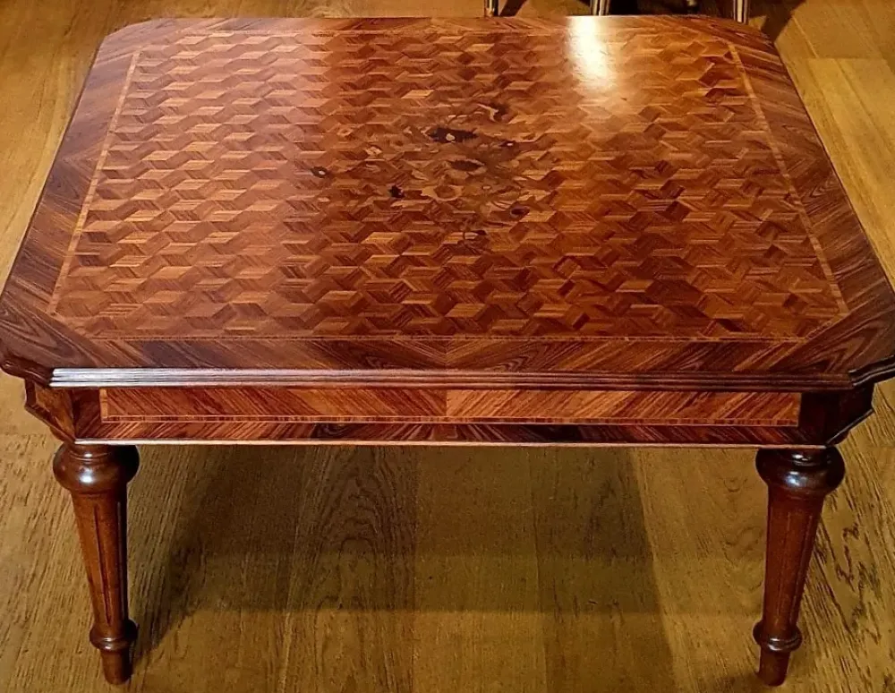 Best Tavolino classico Quadrato con intarsio diamante di a prezzo scontato Tavolini