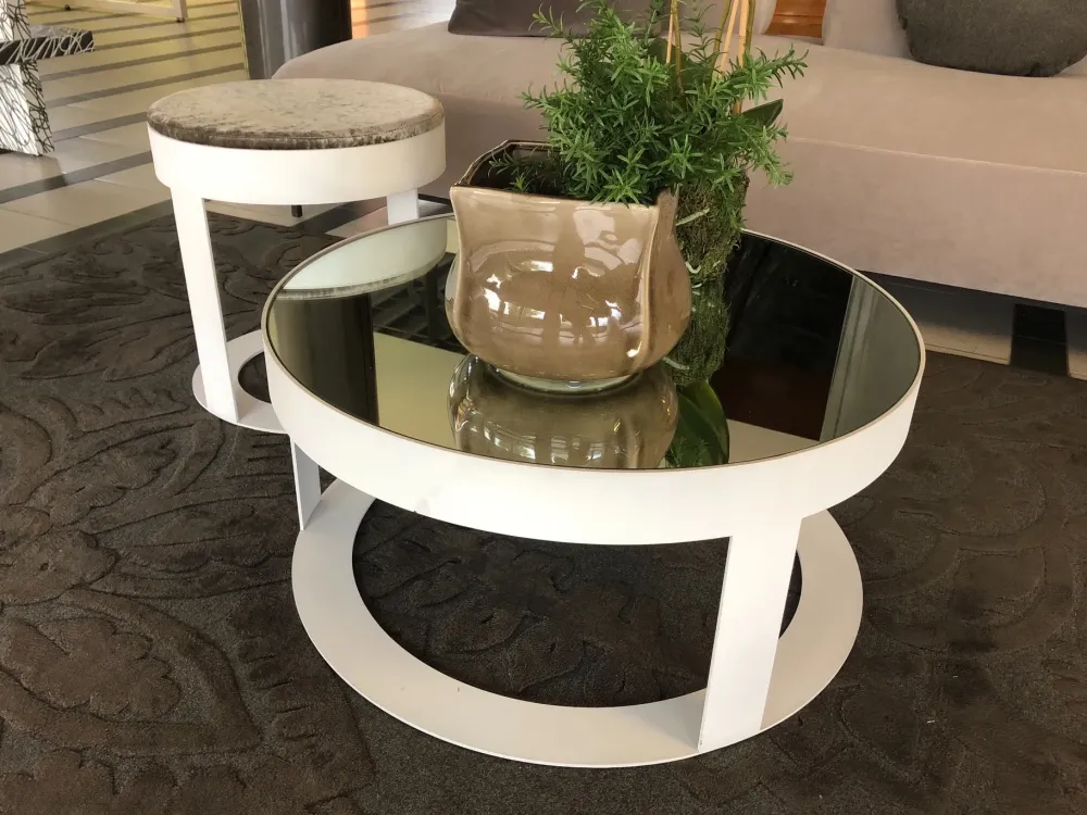 Frigerio Tavolino Coppia tavolino + pouf otis in laccato opaco sconto del 62%- Tavolini