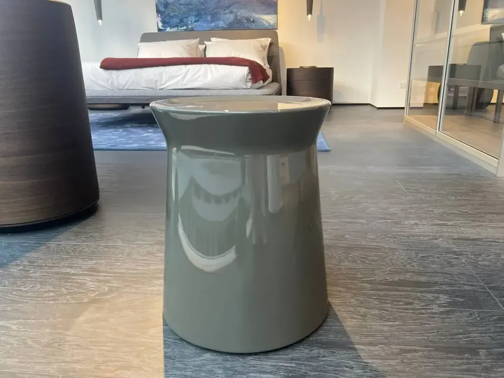 Tavolino Dama della firma con forte sconto - 35%^Poliform New