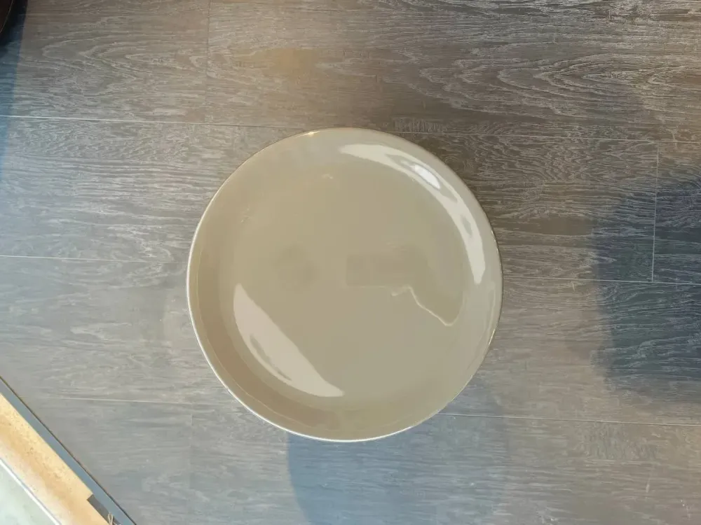 Tavolino Dama della firma con forte sconto - 35%^Poliform New