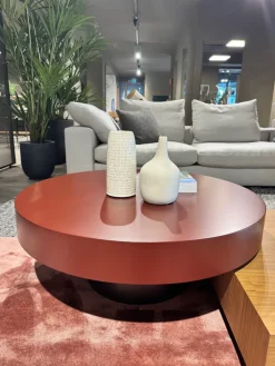 Tavolino design Dolmen  di a prezzo ribassato Tavolini