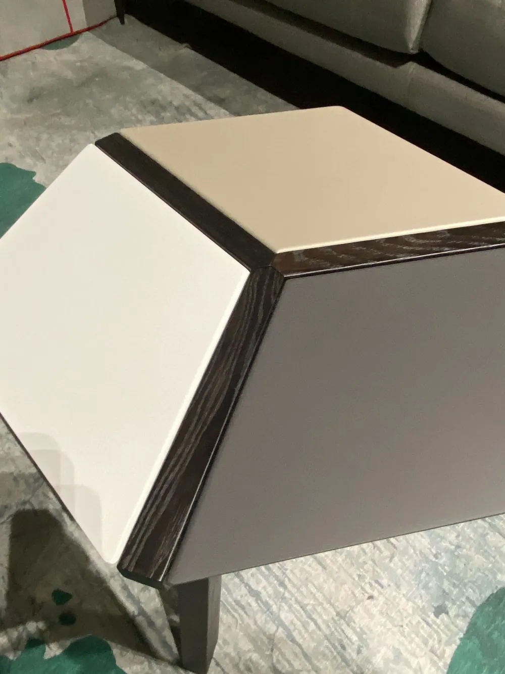 Bontempi Tavolino design Esa di a prezzo ribassato- Tavolini