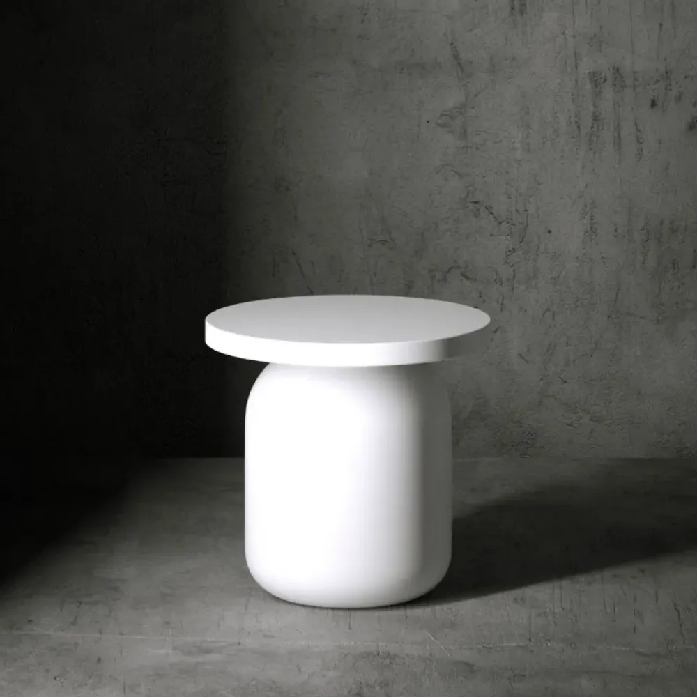 Tavolino design Juju di a prezzo scontato^Serralunga