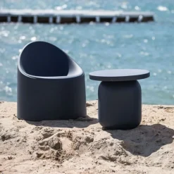 Tavolino design Juju di a prezzo scontato^Serralunga