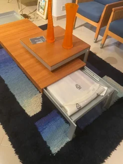 Tavolino design Lineo di a prezzo ribassato^Porada Clearance