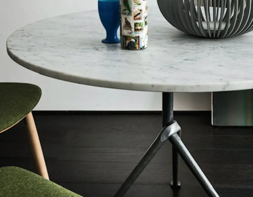 Tavolino design in marmo di Carrara, diam.60, prezzo ribassato!^Magis Clearance