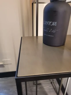 New Tavolino design Narciso di a prezzo ribassato Tavolini