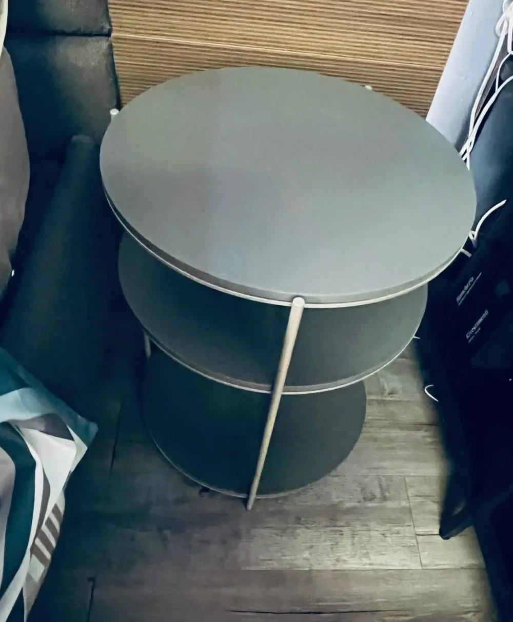 Discount Tavolino design Tavolino polar di a prezzo scontato Tavolini