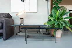 Tavolino design Waves di a prezzo scontato Tavolini