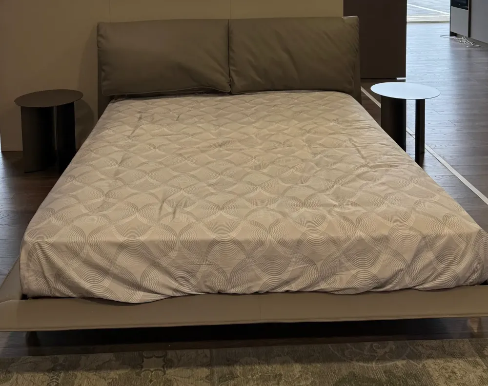 Best Tavolino modello Pierre in OFFERTA OUTLET Tavolini