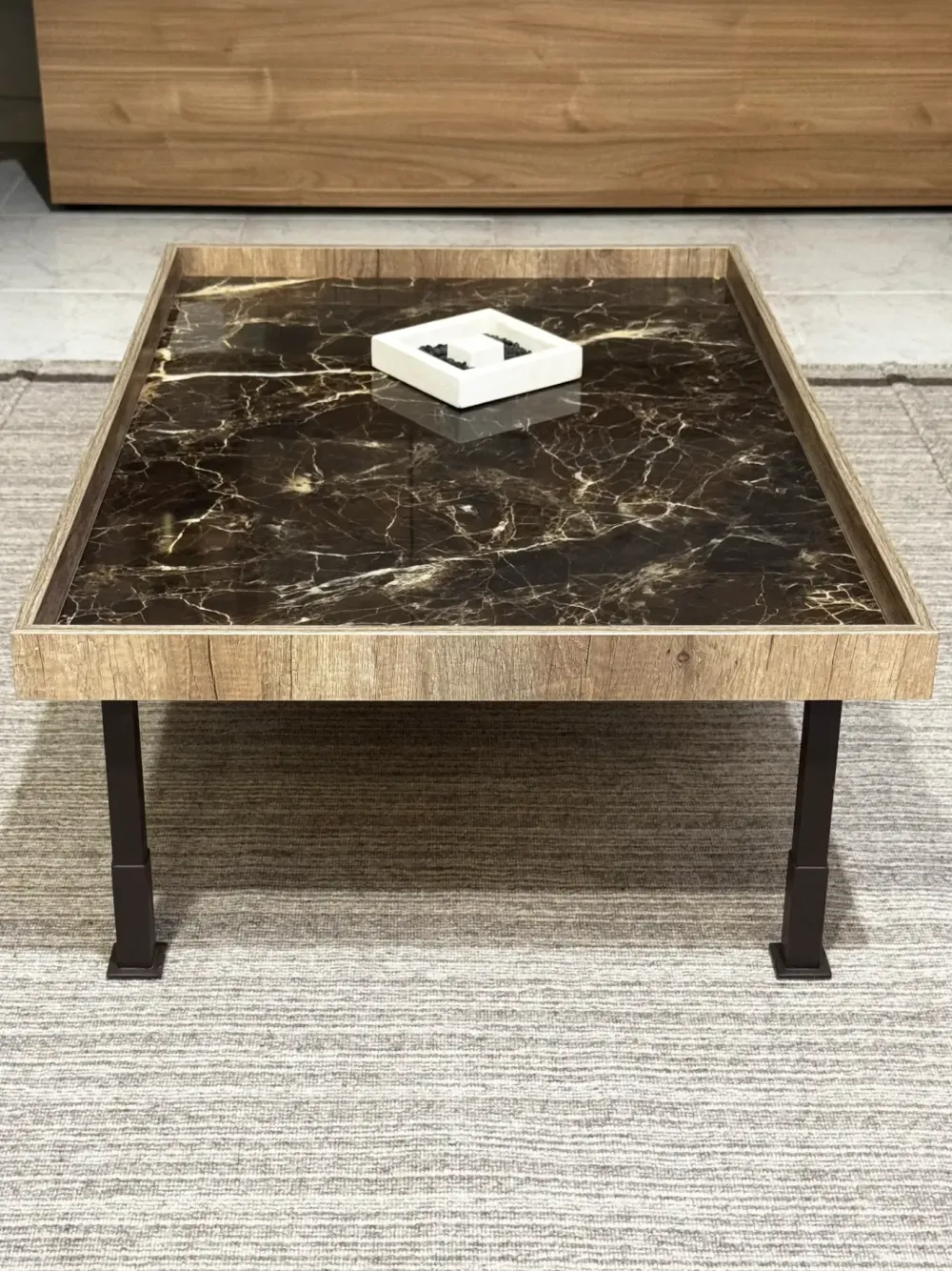 Tavolino Frame a prezzo riservato^Target Point Clearance