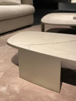 Tavolino Koishi di scontato^Poliform Discount