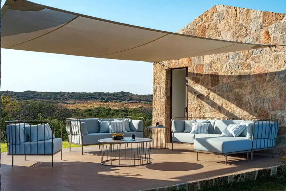 Sale Tavolino modello Cannole' di a prezzo scontato Tavolini