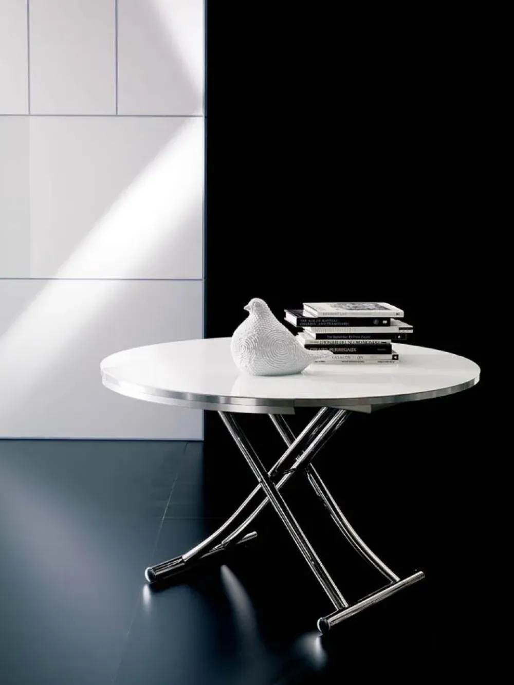 New Tavolino modello Globe di a prezzo scontato Tavolini