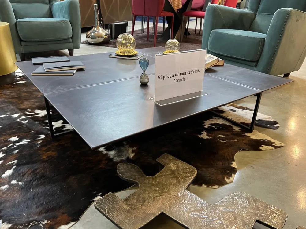 Online Tavolino modello Icaro di a prezzo ribassato Tavolini