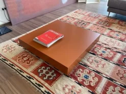 Outlet Tavolino modello Shadow di a prezzo scontato Tavolini