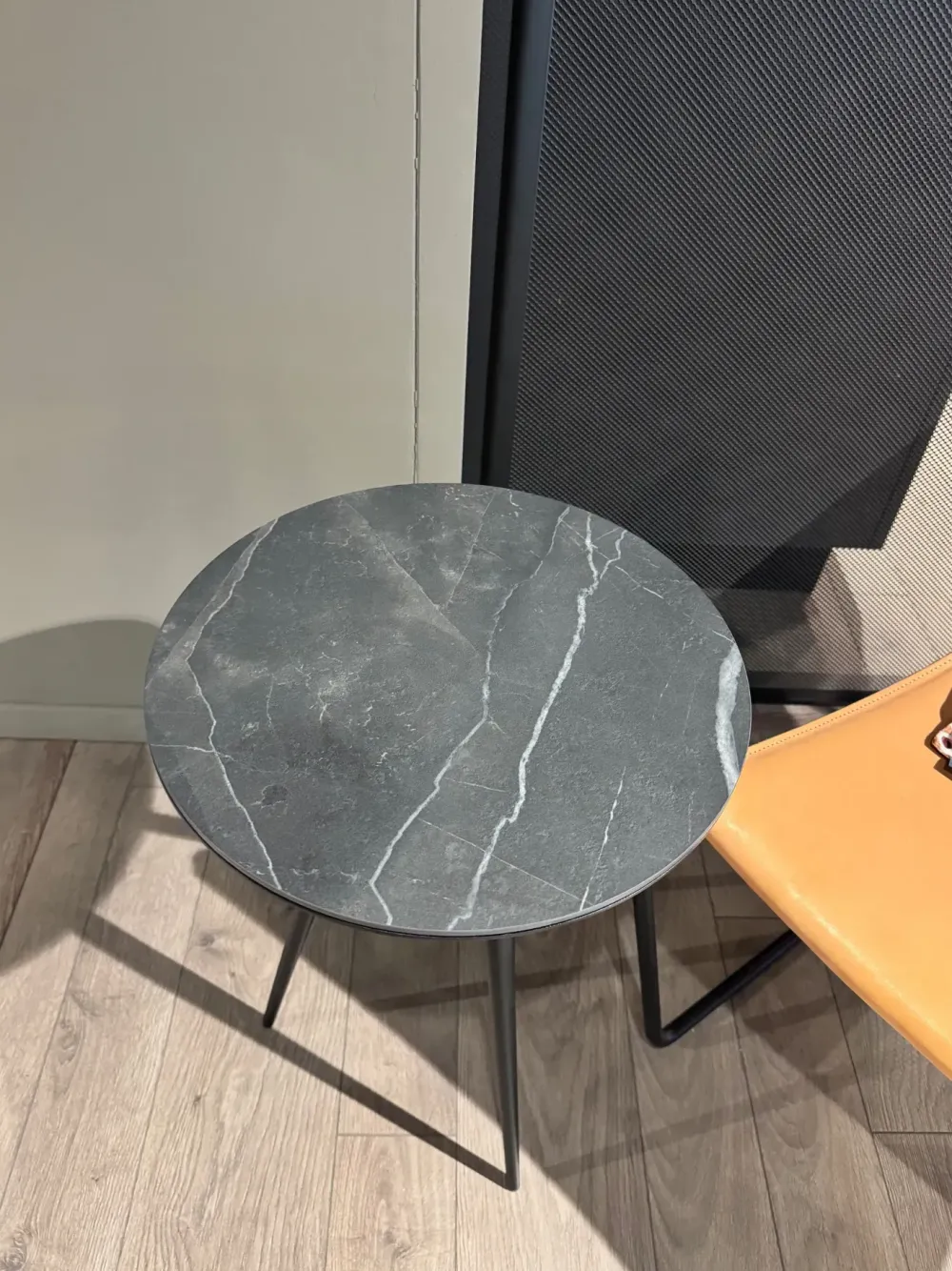 MIDJ Tavolino modello Trip di a prezzo scontato- Tavolini