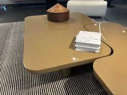 Tavolino moderno modello Ernest di scontato^Poliform New