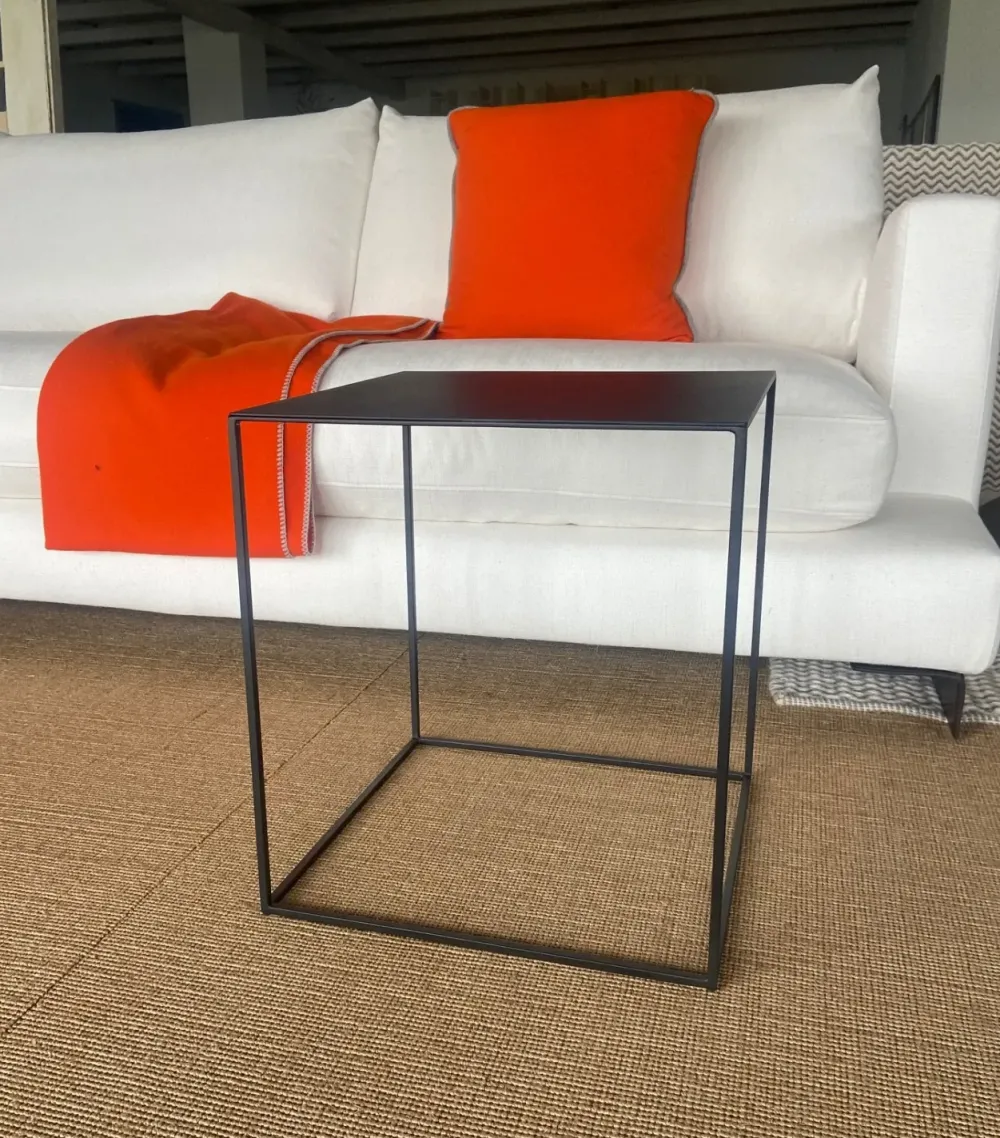 Tavolino moderno Tavolino irony di a prezzo ribassato^Zen Discount