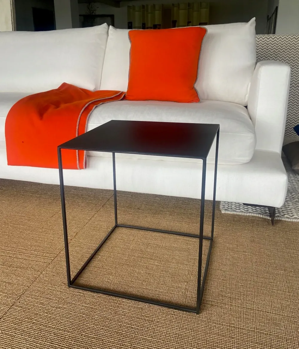 Tavolino moderno Tavolino irony di a prezzo ribassato^Zen Discount