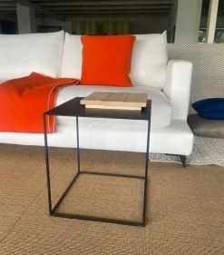 Tavolino moderno Tavolino irony di a prezzo ribassato^Zen Discount