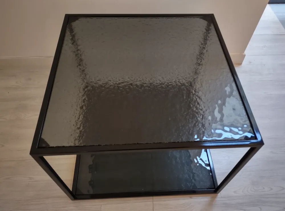 Discount Tavolino modello Square in OFFERTA OUTLET Tavolini