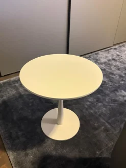 Poliform Tavolino Tavolino flute dell'azienda con forte sconto - 40%- Tavolini